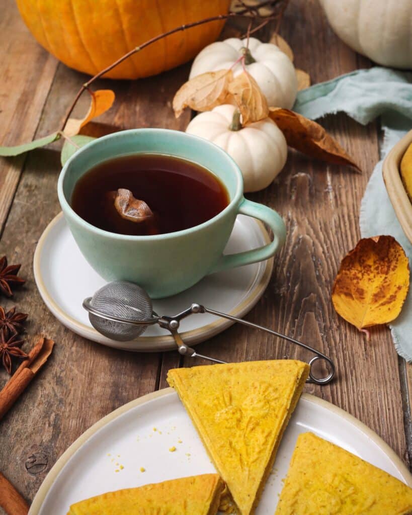 Shortbread and Tea Fall Photo of pumpkin spiced shortbread in an Emerson Creek Thistle Shortbread Pan