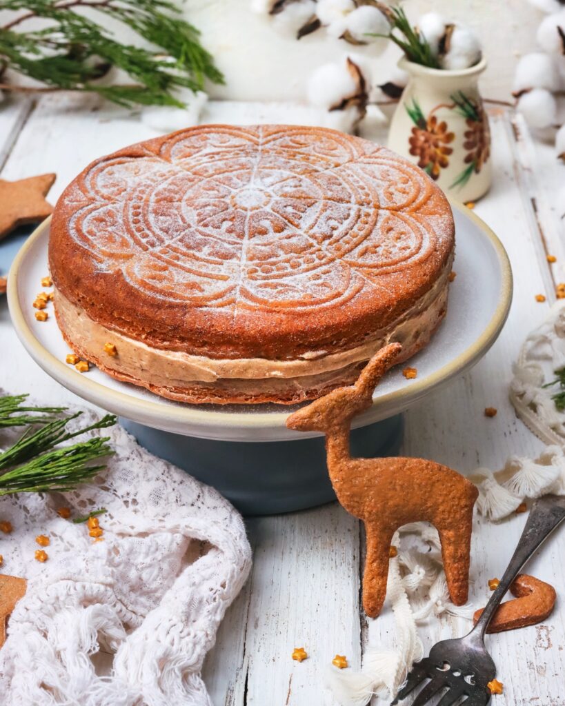 Shortbread and Tea Fall Gingerbread Shortbread Cake sitting on Brookline Dinner Plate.